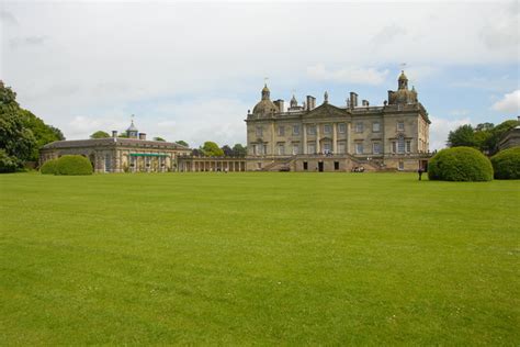 Houghton Hall, Norfolk © Julian Dowse cc-by-sa/2.0 :: Geograph Britain and Ireland