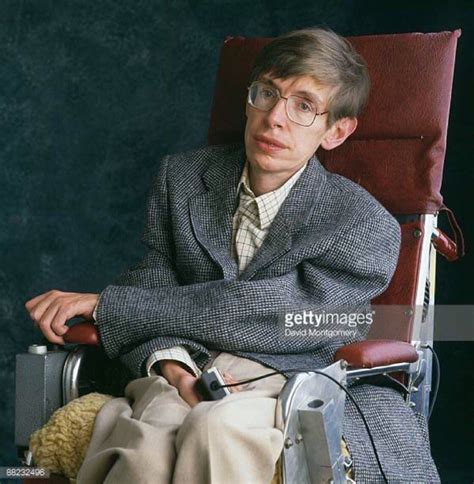 Vala Afshar on Twitter | Stephen hawking, Stephen hawking young, Steven hawking