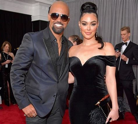 2018 Grammy Award: Actor Shemar Moore shows off his new stunning ...