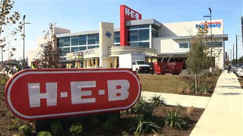 Old meets modern at new South Side HEB