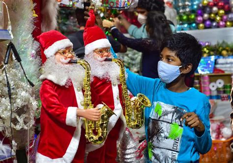 In pics: Preparations for Christmas celebrations