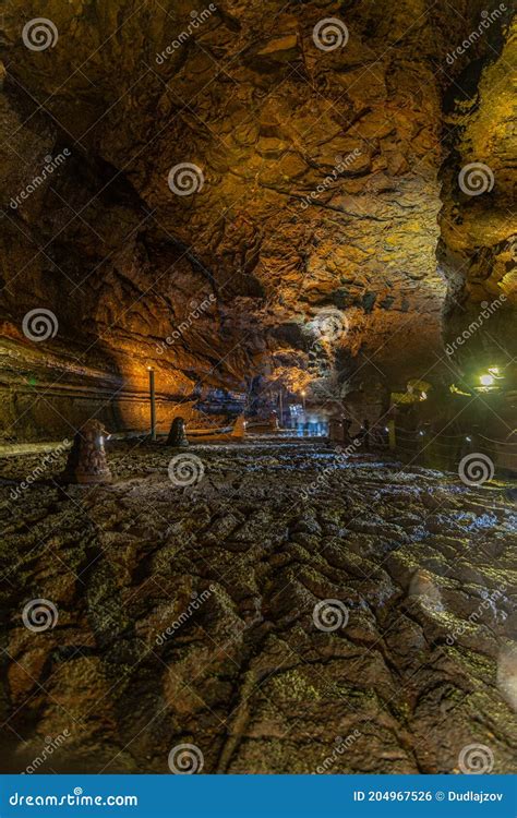 Manjanggul Cave at Jeju Island, Republic of Korea Stock Photo - Image of walk, island: 204967526