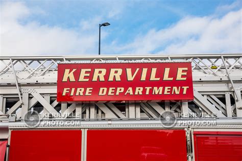 Kerrville Fire Department Ladder Truck - aaronyates