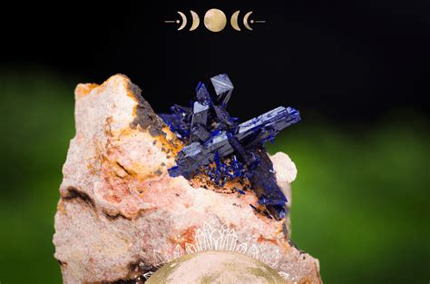 Healing Properties of Azurite: A Crystal for Spiritual Growth & Exploration - Love & Light ...