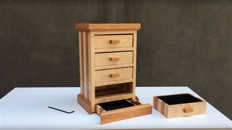 Secret Compartment Jewelry Box : 9 Steps (with Pictures) - Instructables