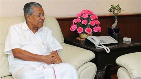 Supreme Court sends notice to Kerala CM Pinarayi Vijayan in graft case ...