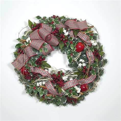 A Country Christmas Wreath '04 - Wreaths Unlimited