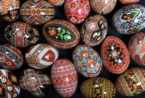 Pysanky: the art of making Ukrainian Easter eggs