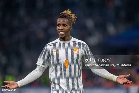 Wilfried Zaha Ivory Coast Photos and Premium High Res Pictures - Getty ...