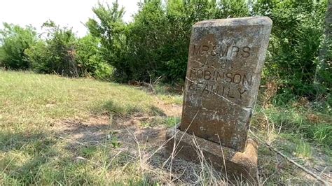 Fencing for Historic Texas Cemetery Goes Missing – NBC 5 Dallas-Fort Worth