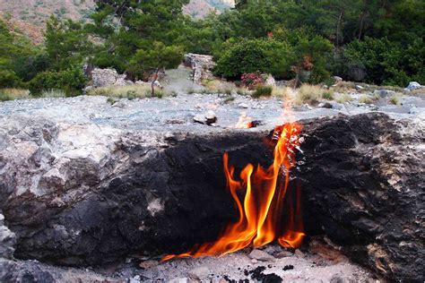 Massive Underground Coal Fire Started in 1962 Still Burns Today