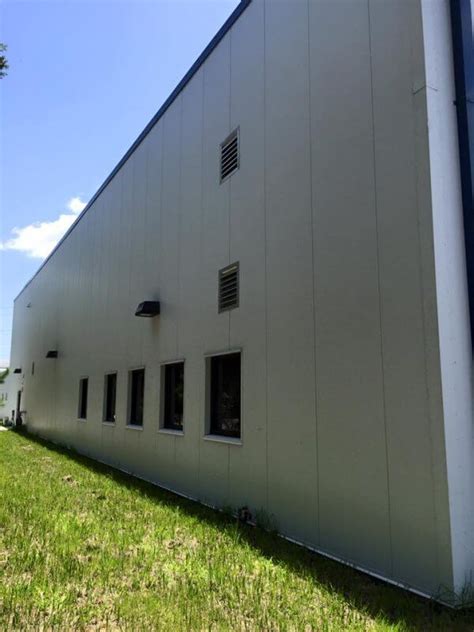 Benefits of Designing with Insulated Metal Panels