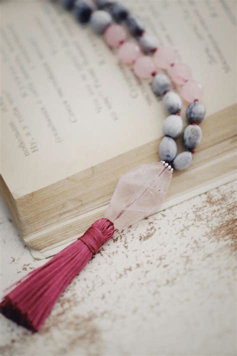 Close-up Photo of Parrel Beads · Free Stock Photo