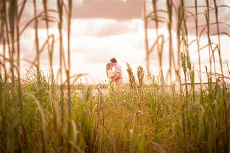 5 HOT Summer Photoshoot Ideas for Your Next Florida Adventure