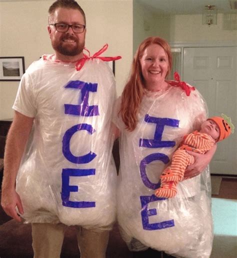 22 Families That Rock Halloween Costumes - FamilyToday