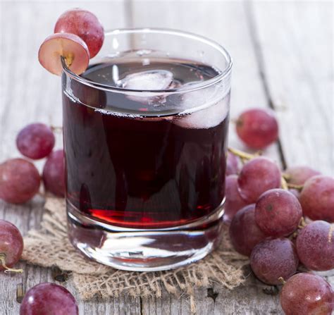 Does Grape Juice Offer the Same Benefits as Red Wine? - Lakeland ...