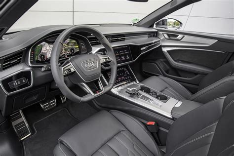 Audi A6 Avant (2020) Practicality & Boot Space | Parkers