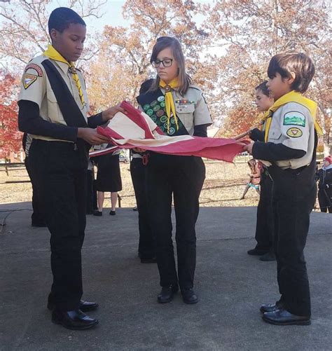 Parkersburg Pathfinder Club holds flag retirement ceremony | News, Sports, Jobs - News and Sentinel