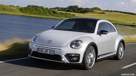 2017 Volkswagen Beetle Coupe | Front Three-Quarter