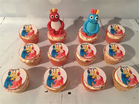 Adams Bakery/cakes on Twitter: "Twirly woo cupcakes made to order for a special girls birthday ...