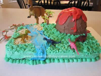 Coolest Dinosaur Scene Cake