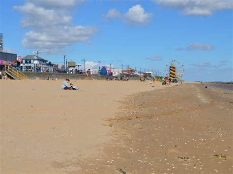 Cleethorpes Beach Photo | UK Beach Guide