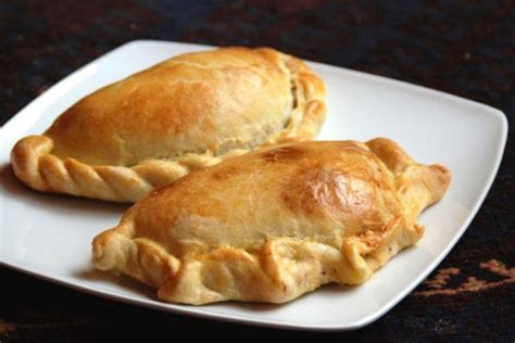 Chilean-Style Empanadas de Pino | Recipe (With images) | Empanadas ...