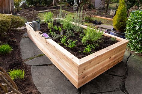 Free Raised Garden Bed / Elevated Planter Project Plan DIY Project Plans - Real Cedar