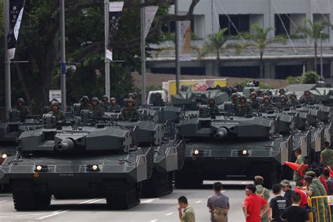 Parade of black tanks - Singapore, National Day Parade 2019 [2304x1506] : r/MilitaryPorn