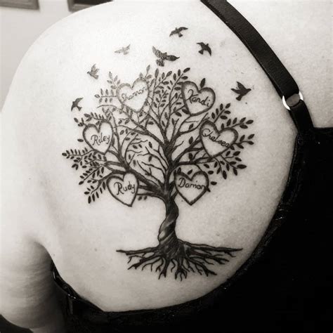 50 Family Tree Tattoo Design Ideas To Show Off Your Roots
