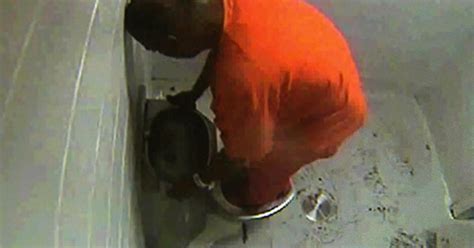 Video Shows Arlington Man's Last Moments In Jail - CBS DFW