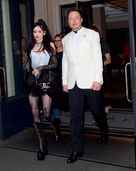 Elon Musk and new singer girlfriend Grimes make red carpet debut at Met ...