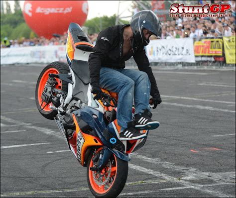 Superbike Stunts