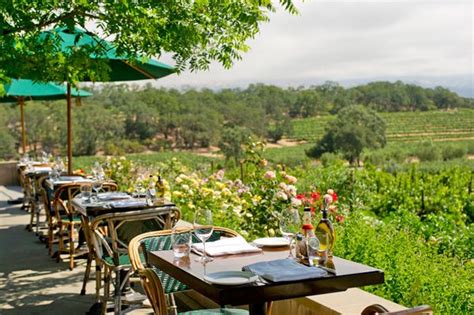 The 38 Best Outdoor Dining Restaurants in Sonoma County | Restaurante rústico, Patio de ...