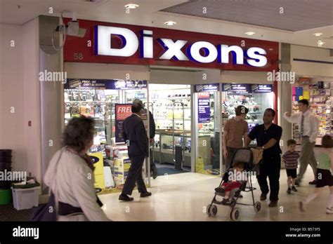 Dixons Shop Hammersmith May 1999 Kings Mall Shopping Centre John ...