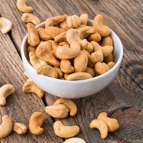 Cashew Nuts 100g