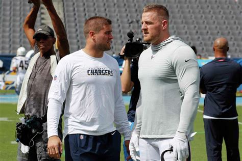 J.J., Derek Watt have mini-family reunion before Texans-Chargers game