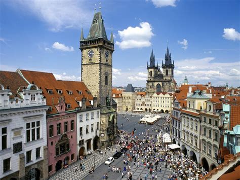 Prague Castle Wallpapers - Top Free Prague Castle Backgrounds - WallpaperAccess