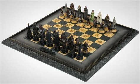 2 Lord of the Rings Chess Sets You Must Have as a Fan! | 2021 Reviews