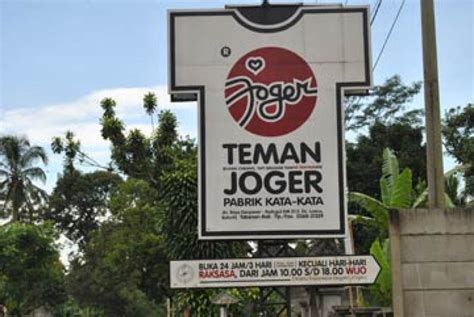 Joger Bagikan Kaos Bertulis Braile untuk Tunanetra | Republika Online