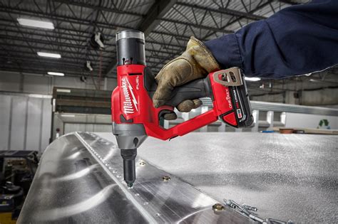 New Product Spotlight: M18 FUEL™ 1/4” Blind Rivet Tool / ONE-KEY™