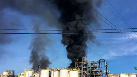 Second Houston Chemical Plant Fire Spews Thousands of Pounds of Toxic ...