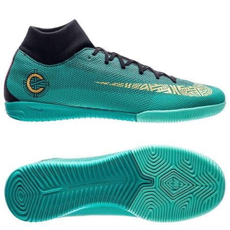 Nike Mercurial SuperflyX 6 Academy IC CR7 Chapter 6:Born Leader - Vert ...