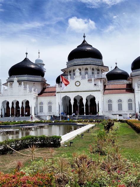 Banda Aceh mosque stock photo. Image of street, waterway - 223763072