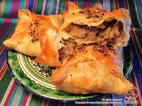 Uzbek Samosa (Samsa). Uzbek cuisine