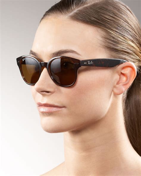 Ray-ban Large Rounded Wayfarer Sunglasses in Brown | Lyst