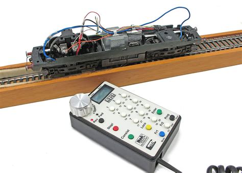 DCC controllers for model railways - World Of Railways