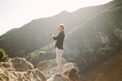 8 Powerful Ancient Qigong Exercises for Cultivating Healing Energy in ...