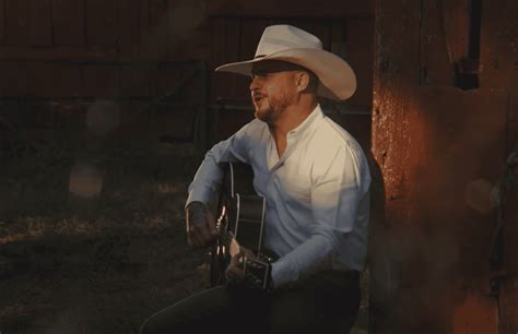 WATCH: Cody Johnson Debuts Deeply Emotional 'Dirt Cheap' Music Video - Country Now