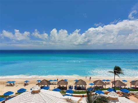 The Ritz-Carlton, Cancun Resort – Cancun, Mexico – Beach and Ocean View ...